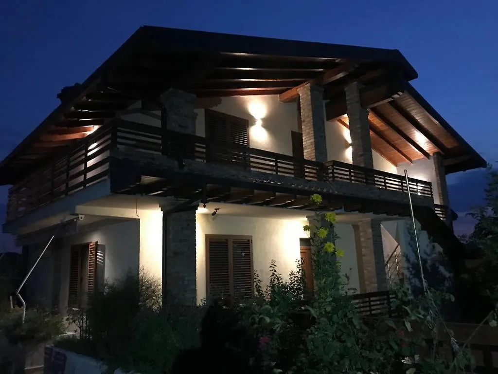 Sara'S Villa Szkodra